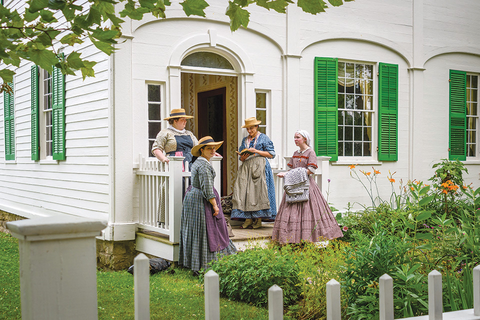 Costumed educators at Genesee Country Village & Museum in Mumford, New York (photo by Joann K. Long) Costumed educators at Genesee Country Village & Museum in Mumford, New York (photo by Joann K. Long)