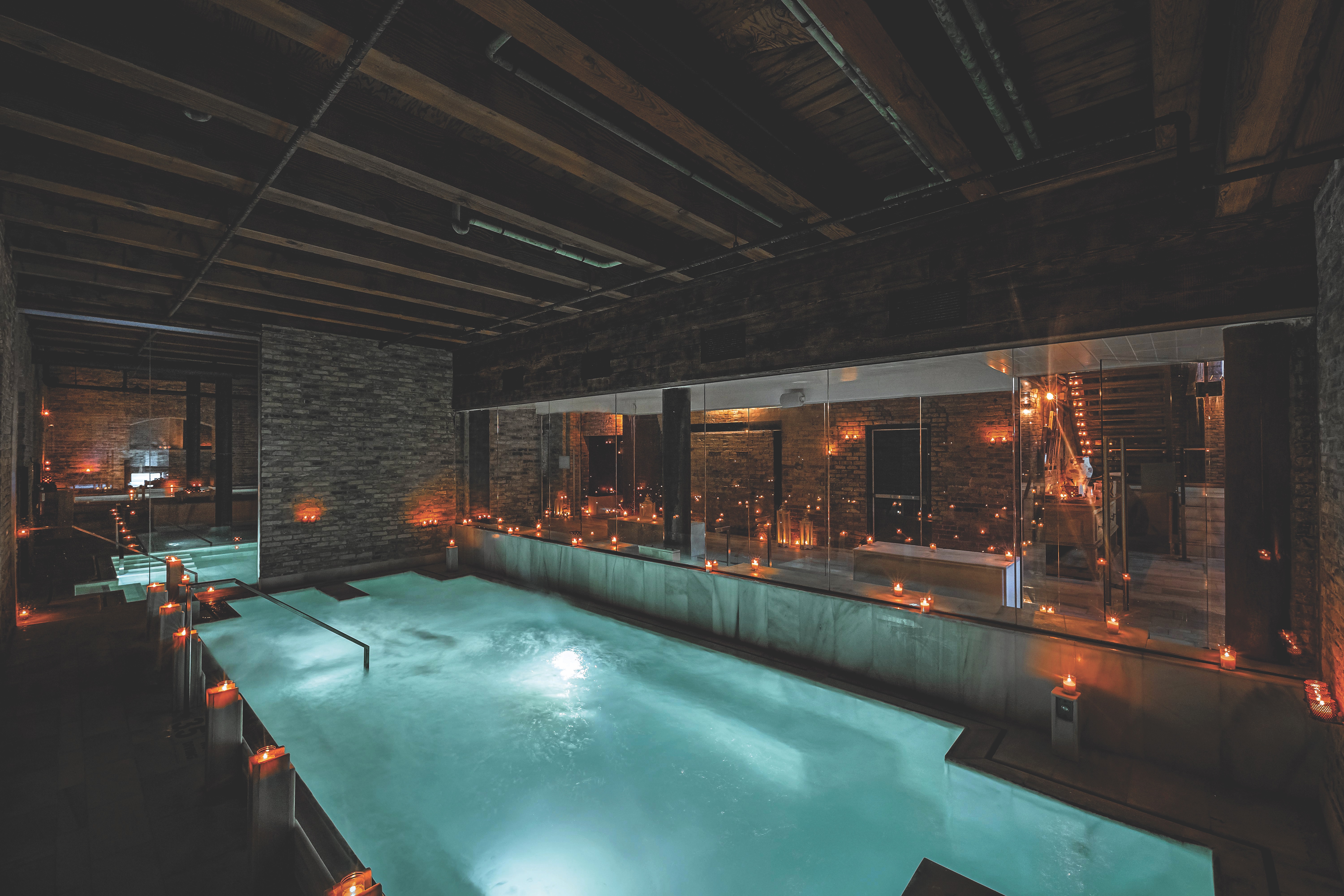 Candlelit Roman bath at Aire Ancient Baths in Chicago, Illinois (photo courtesy of Aire Ancient Baths) Candlelit Roman bath at Aire Ancient Baths in Chicago, Illinois (photo courtesy of Aire Ancient Baths)