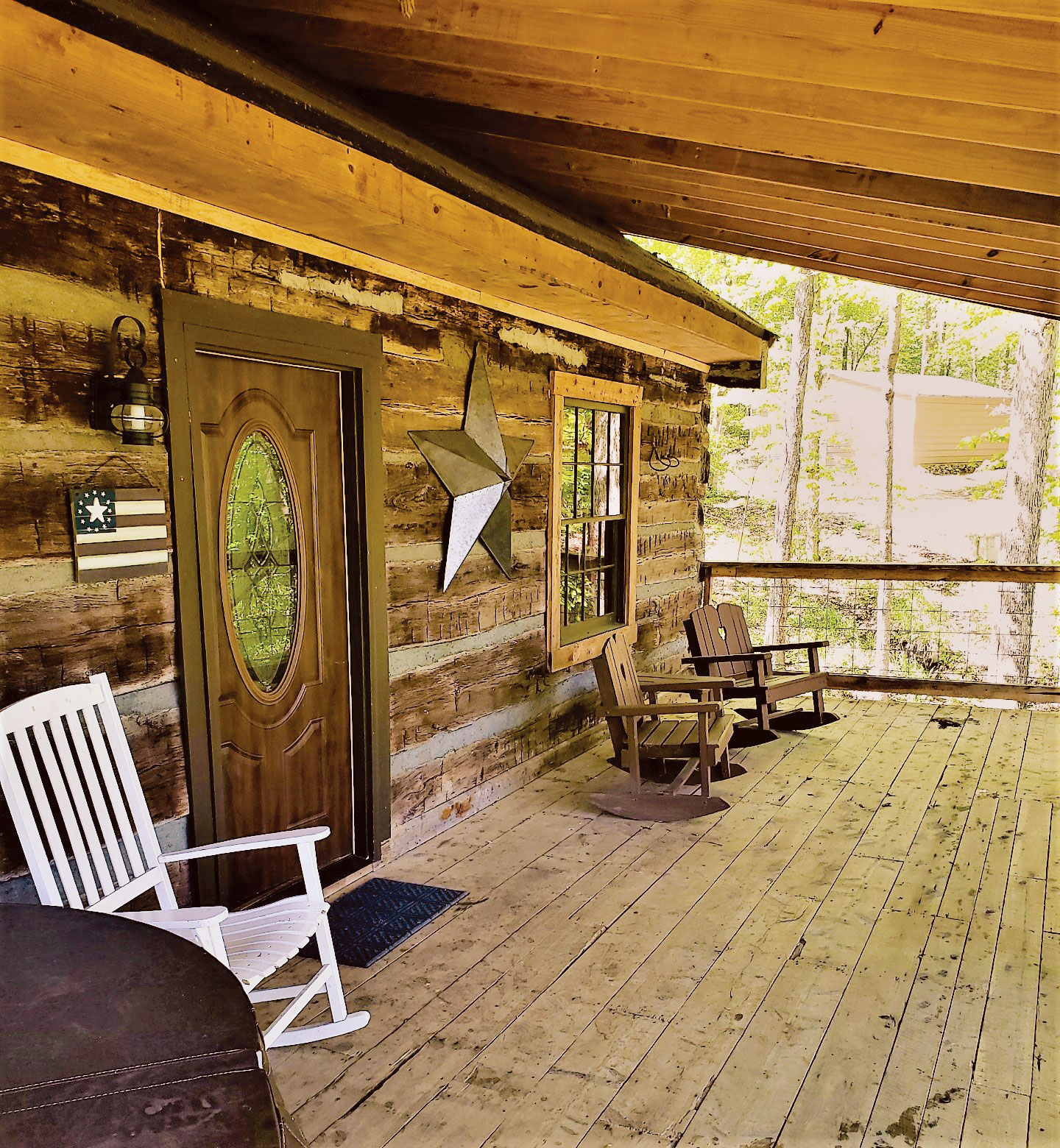 Ohio River Cabins in Derby And Cannelton, Indiana (photo courtesy of Perry County Visitors Bureau) Ohio River Cabins in Derby And Cannelton, Indiana (photo courtesy of Perry County Visitors Bureau)